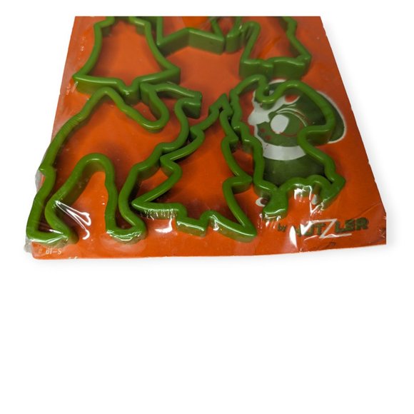 Vintage Hutzler Green Plastic Cookie Cutters NWT - Picture 3 of 8
